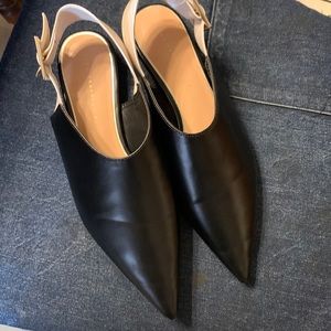 Zara Trafaluc pointed toe shoes